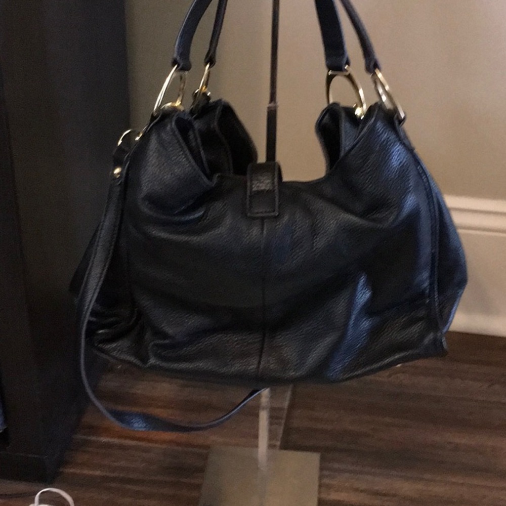 G.I.L.I. Black Leather Tote Bag - Picture 4 of 6